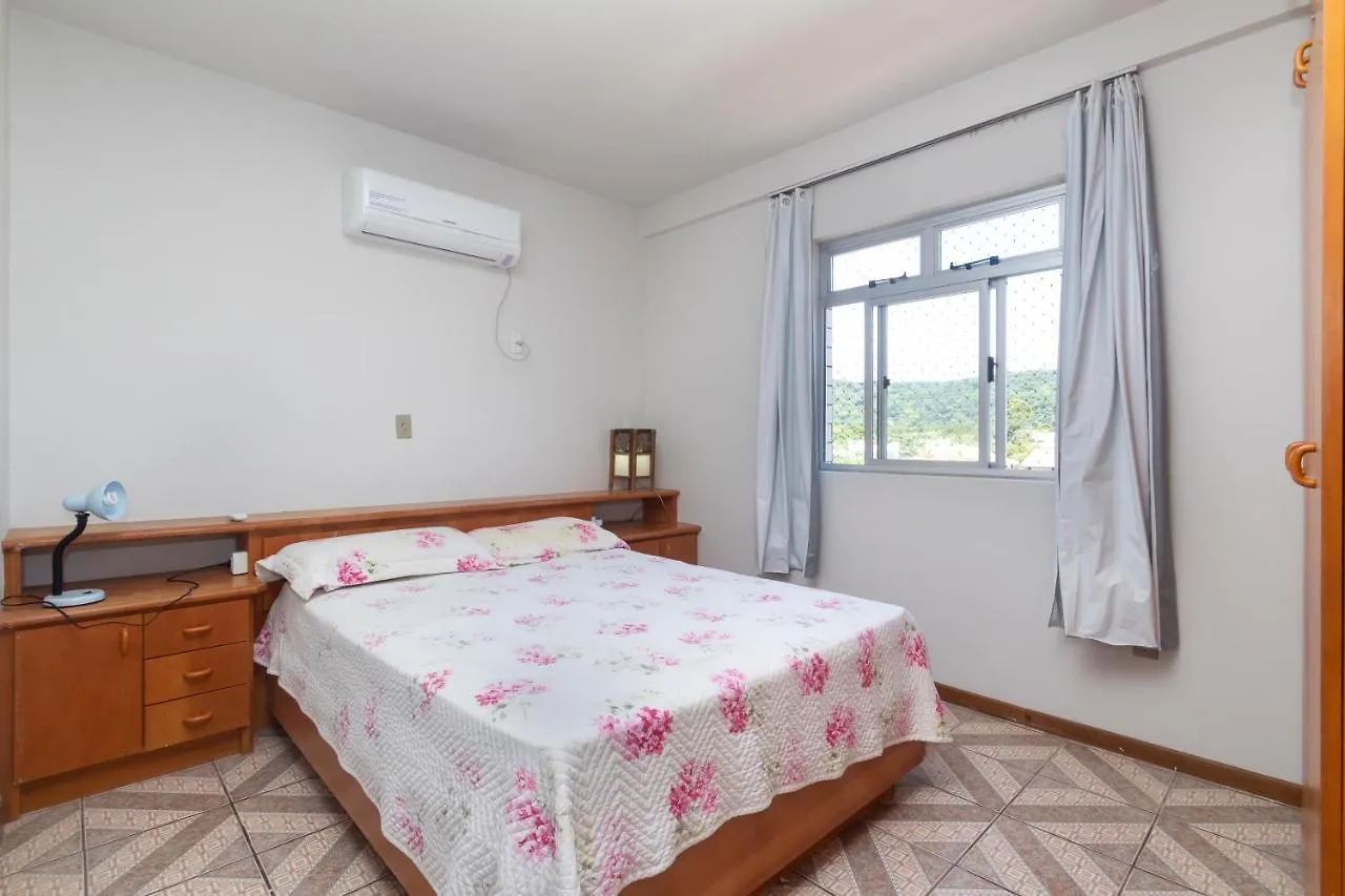 Apartamento A 150 Metros Da Praia De Mariscal. Bombinhas 0*,